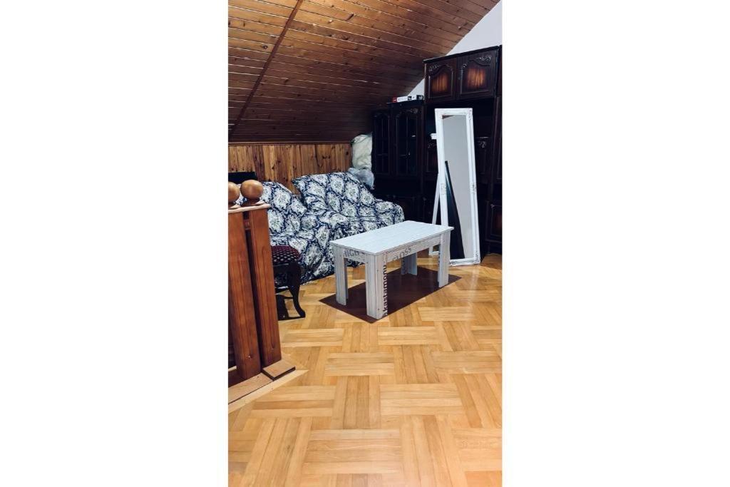 Dato'S Guesthouse Makhinjauri Exteriör bild